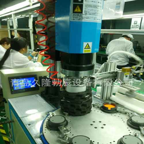 山东六工位自动转盘式塑料焊接机公司